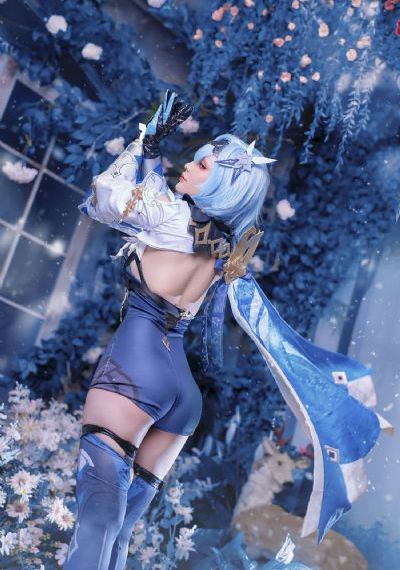 陪浴美人