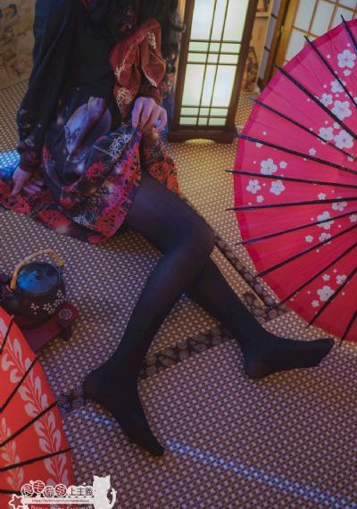 性乳燕三级在线观看