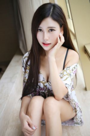 新人女秘书在线
