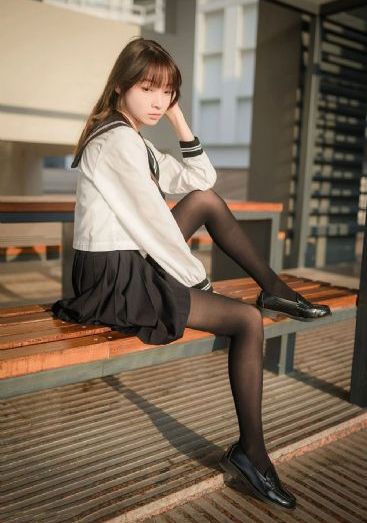 女口述最爽的3p性经历