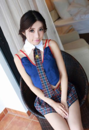动漫美女靠逼视频