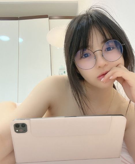日本婷婷免费久久毛片