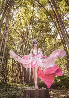 迷人的女秘书