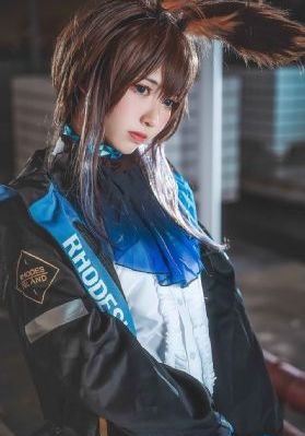 三春艳史
